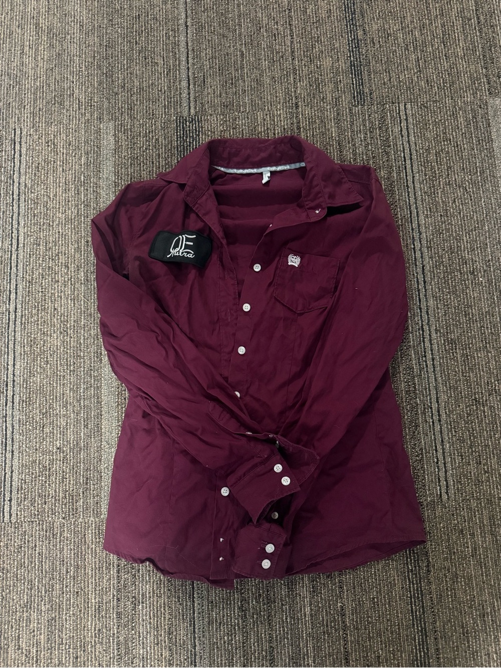 Cinch Women's Button-Down Shirt Burgundy